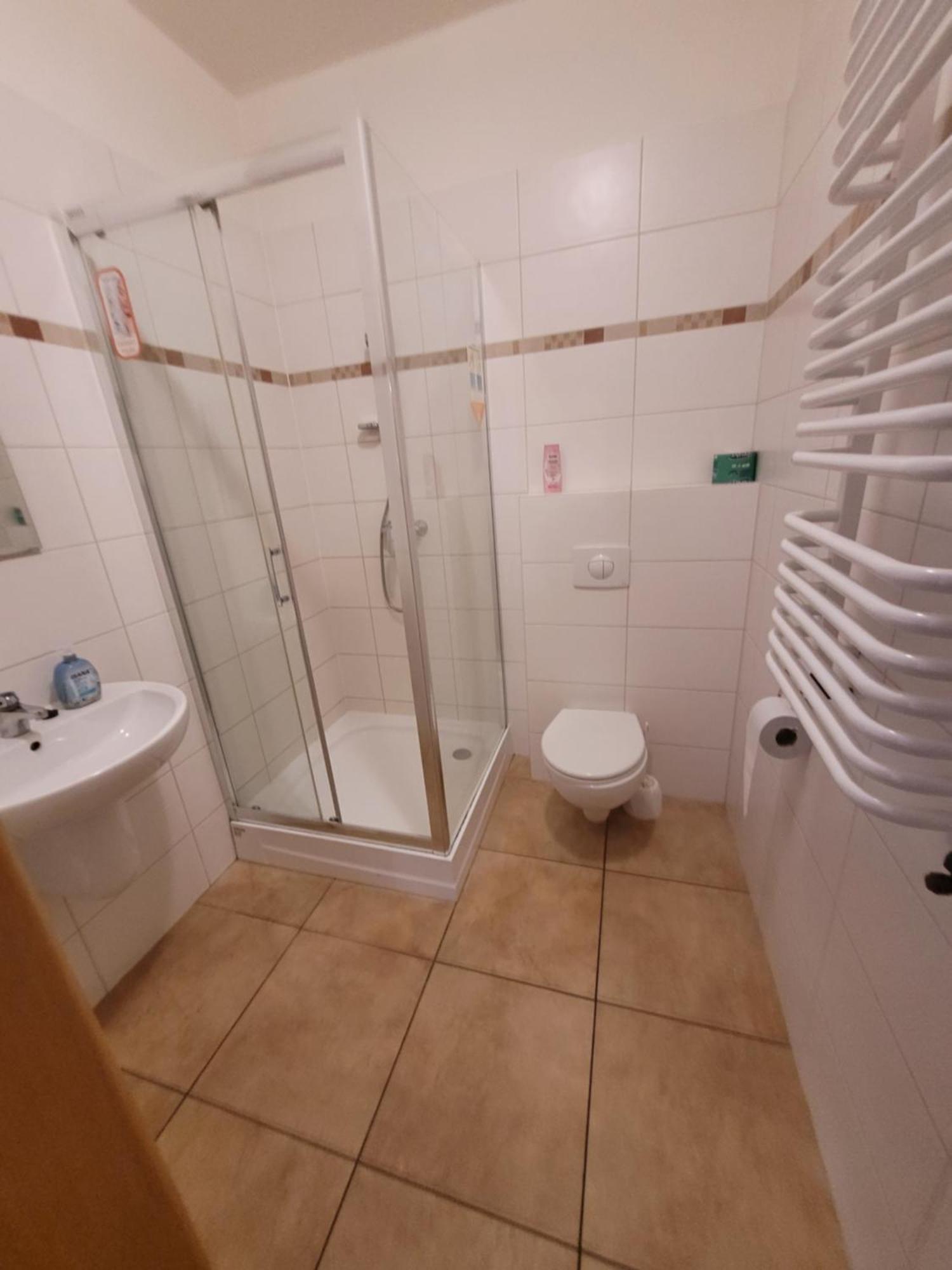 Dworek Biesiadny Radzewice Exteriér fotografie