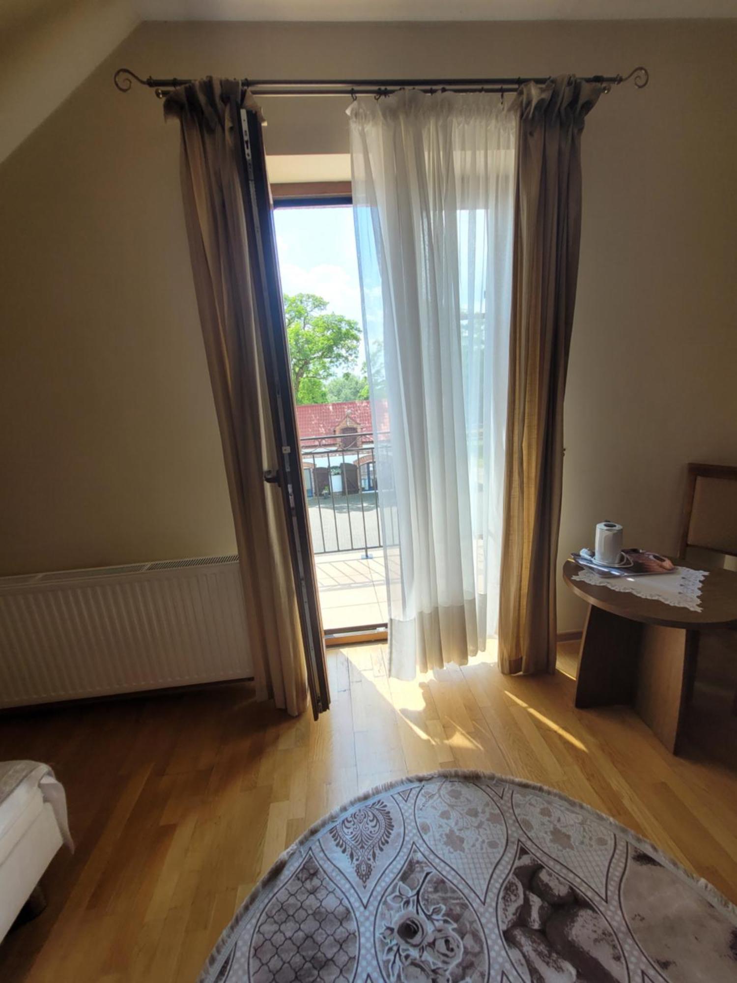 Dworek Biesiadny Radzewice Exteriér fotografie