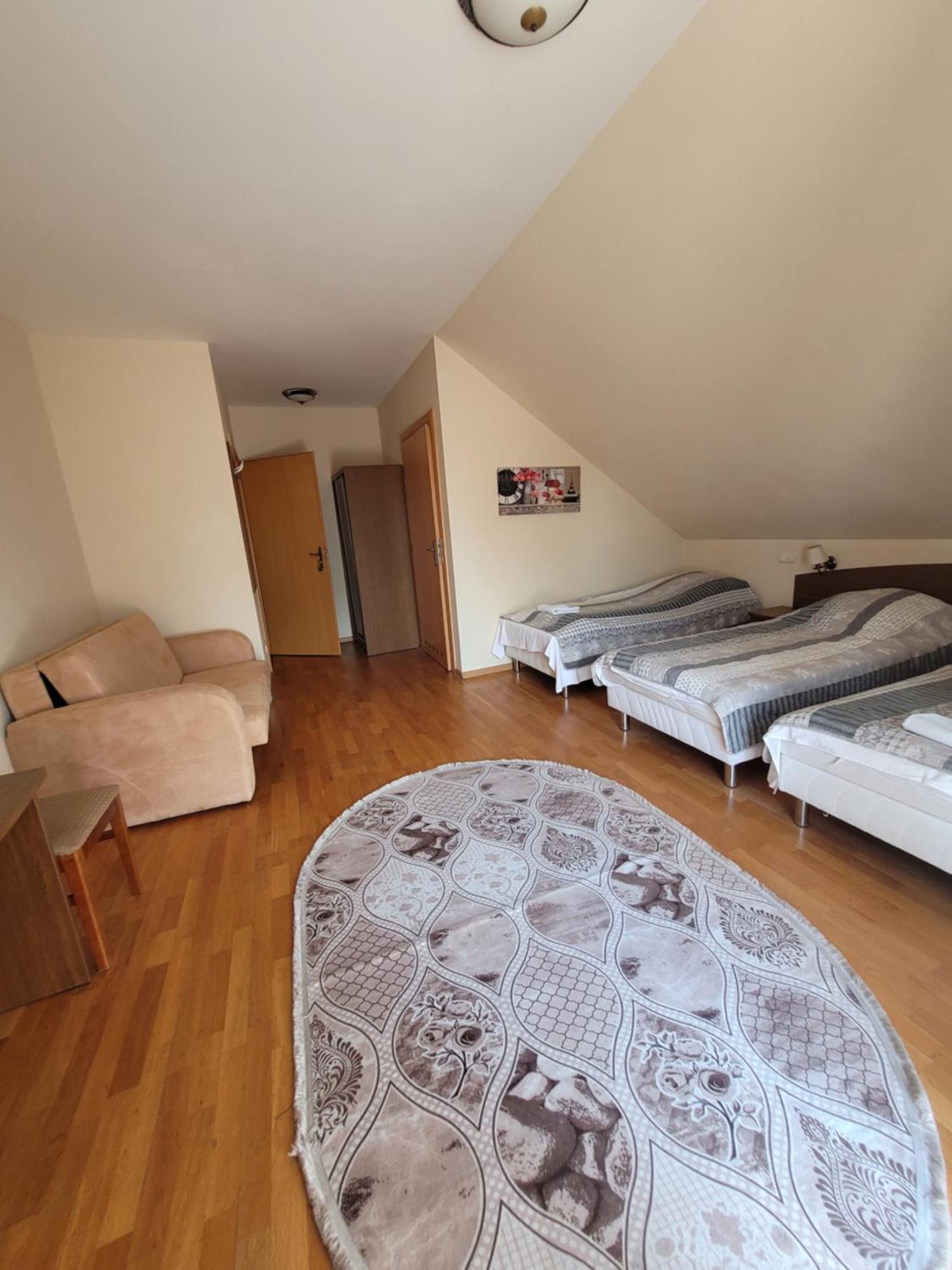 Dworek Biesiadny Radzewice Exteriér fotografie